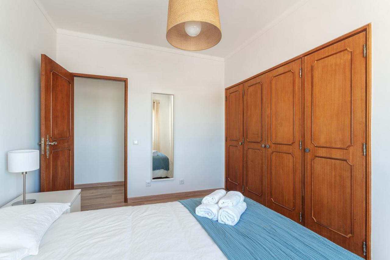 Hostwise - Spacious & Sunny Flat - Loule Exterior photo