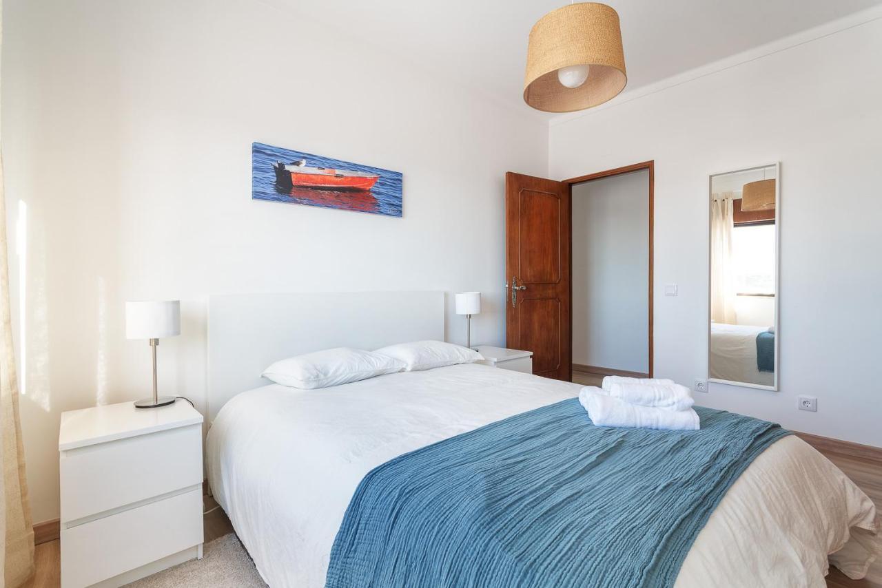 Hostwise - Spacious & Sunny Flat - Loule Exterior photo