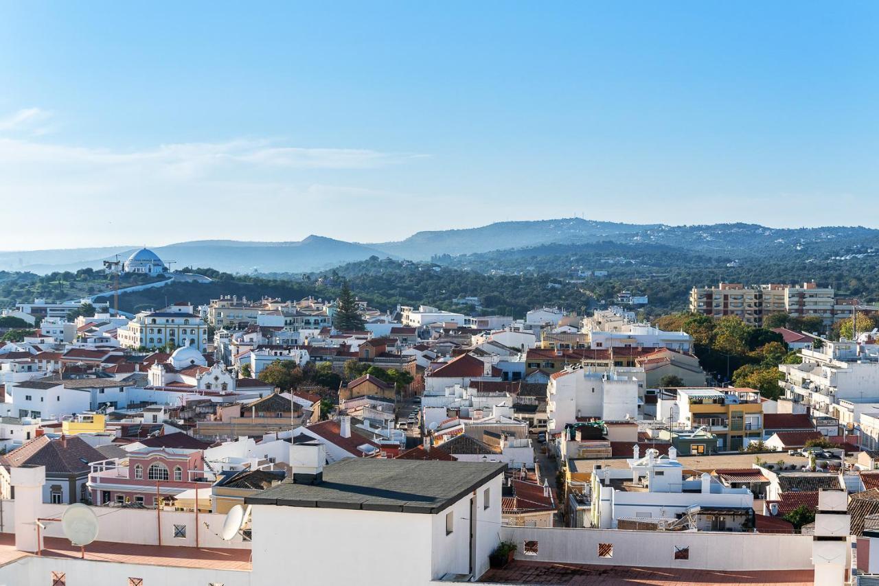 Hostwise - Spacious & Sunny Flat - Loule Exterior photo