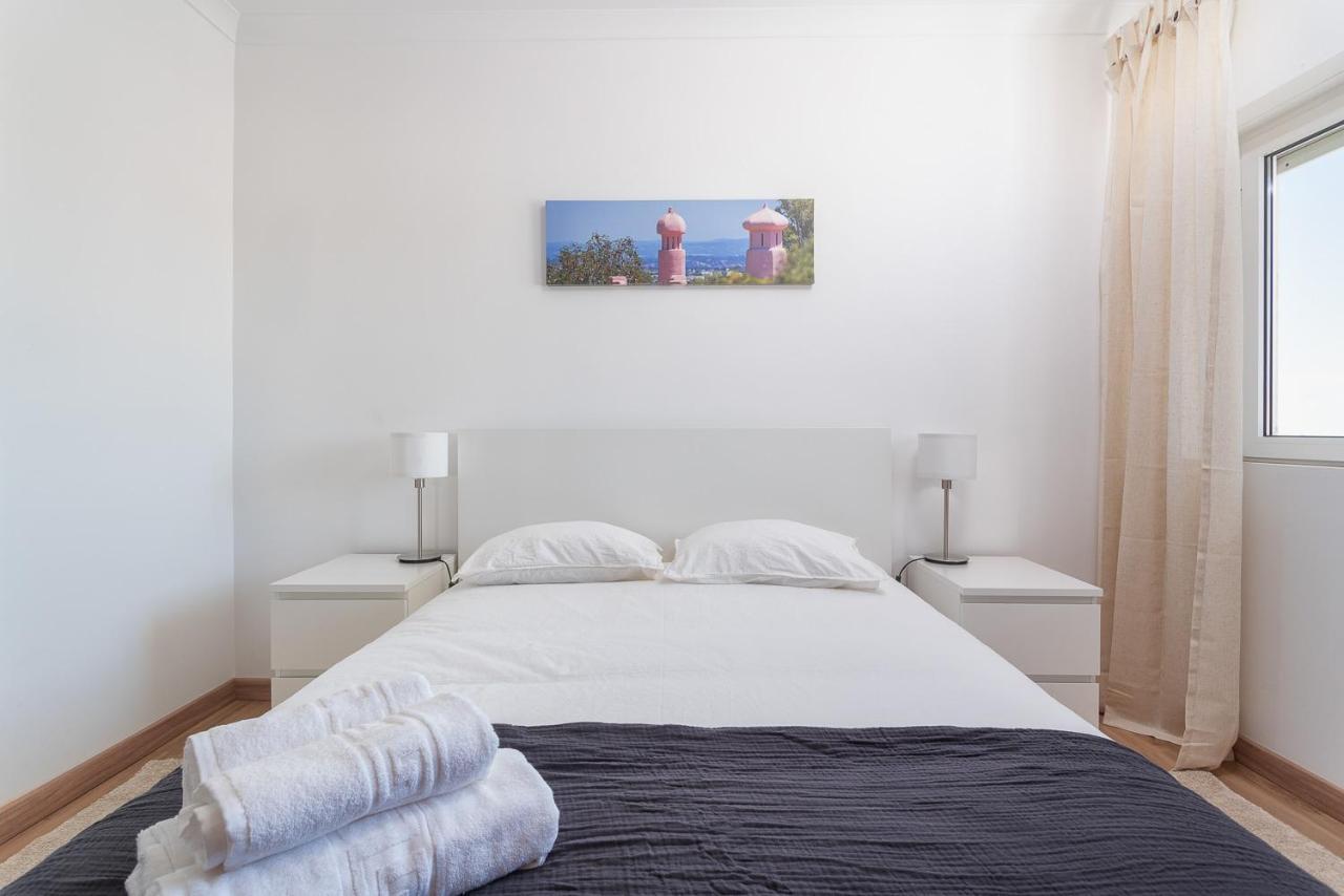 Hostwise - Spacious & Sunny Flat - Loule Exterior photo